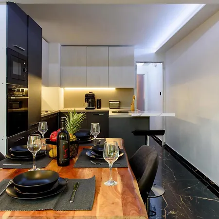 Awesome In Okrug Gornji With Wifi Holiday home Trogir